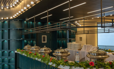 Dinner-Counter-area-on-cruise