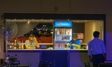 Dinner-Cruise-Bar-Counter